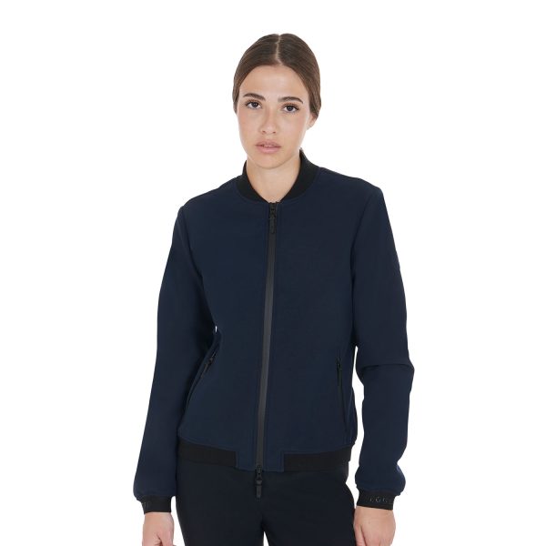 TECHNICAL WOMAN BOMBER